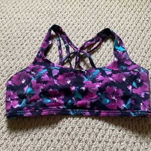Lululemon Free to be Serene bra